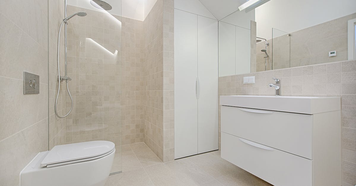 optimisez votre salle de bain avec nos astuces pratiques et nos conseils de design. transformez votre espace en un lieu fonctionnel et esthétique, où chaque élément est judicieusement pensé pour un maximum de confort et d'efficacité.