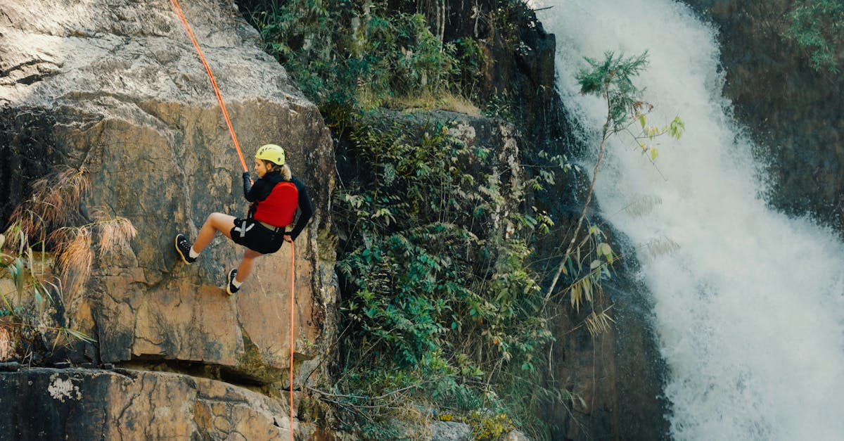 découvrez le monde fascinant de l'escalade, un sport captivant qui allie aventure, défi et connexion avec la nature. que vous soyez débutant ou grimpeur expérimenté, explorez des conseils, des techniques et des destinations incontournables pour vivre des sensations fortes en altitude.