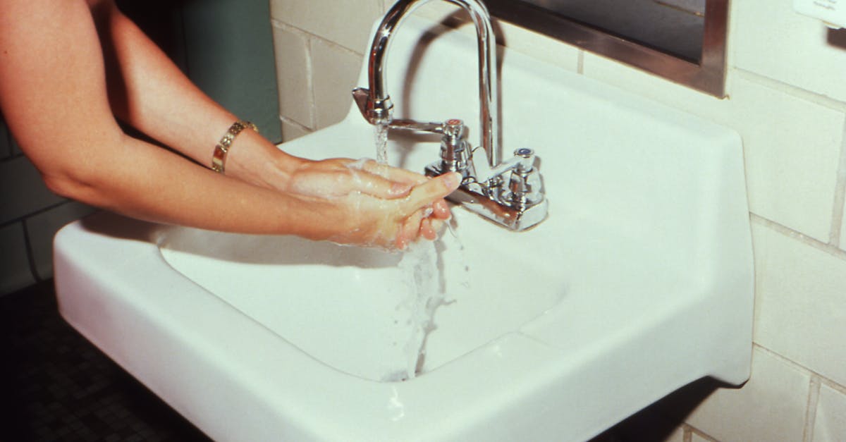 découvrez comment remplacer facilement votre robinet avec nos conseils étape par étape. profitez d'un guide pratique pour moderniser votre cuisine ou salle de bain tout en réalisant des économies. révélez le potentiel de votre espace avec un robinet flambant neuf !