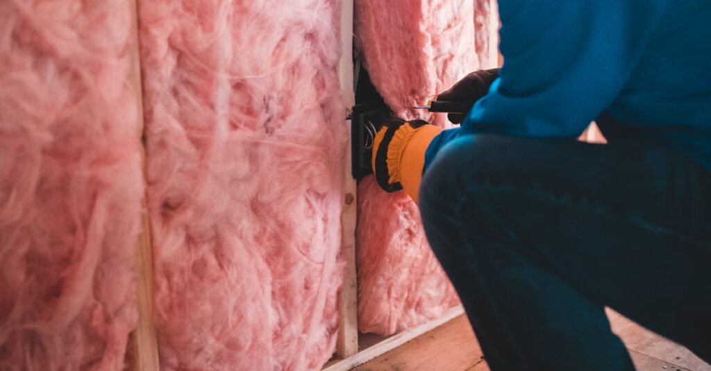 découvrez l'importance de l'isolation thermique pour améliorer le confort de votre maison tout en réduisant vos factures d'énergie. des solutions efficaces et durables pour préserver la chaleur en hiver et garder la fraîcheur en été.