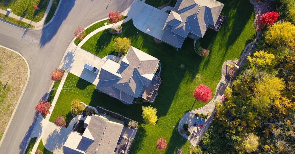 découvrez notre sélection d'options de logement adaptées à tous les besoins et budgets. que vous recherchiez un appartement moderne, une maison familiale ou une colocation conviviale, nous avons ce qu'il vous faut pour trouver votre prochain chez-vous. explorez nos conseils et tendances du marché immobilier.