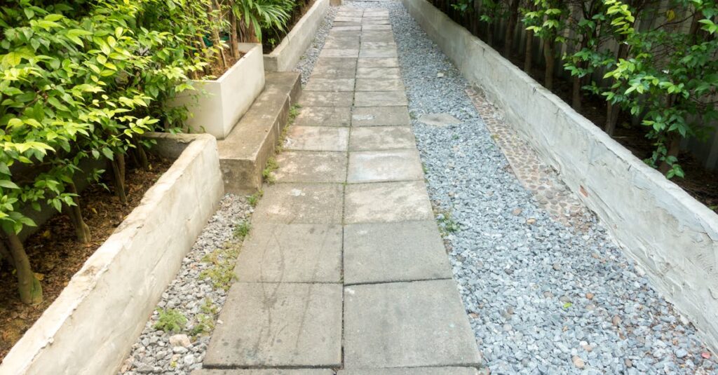 découvrez l'art du landscaping : transformez votre espace extérieur avec des aménagements paysagers créatifs et harmonieux. inspirez-vous de nos conseils pour créer un jardin à la fois esthétique et fonctionnel, adapté à vos envies et à votre style de vie.