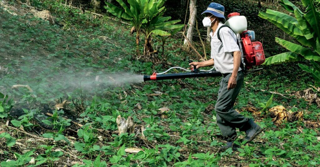 découvrez les avantages des herbicides naturels pour une agriculture durable. apprenez comment ces solutions écologiques protègent vos cultures tout en préservant l'environnement.