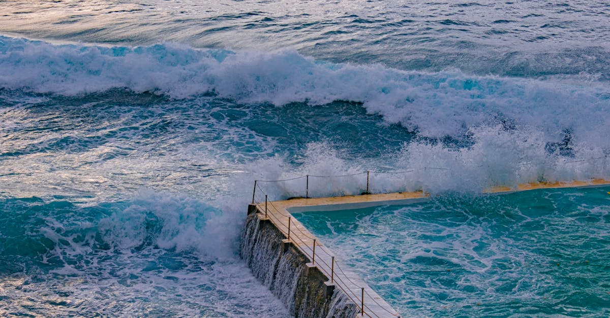 découvrez comment éliminer les plis de votre liner de piscine pour préserver son esthétique et assurer une baignade agréable. suivez nos conseils pratiques et astuces pour une piscine impeccable.