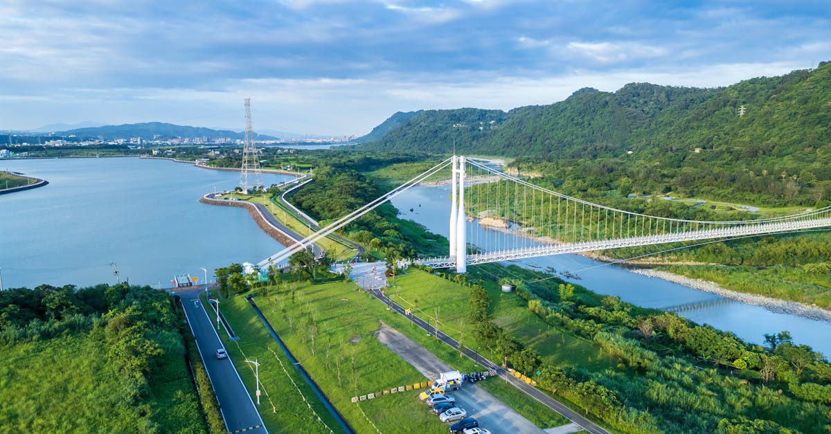 découvrez les avantages du béton préfabriqué : une solution moderne et efficace pour vos projets de construction. alliant durabilité, rapidité et flexibilité, le béton préfabriqué transforme vos idées en réalité tout en optimisant les coûts et les délais.