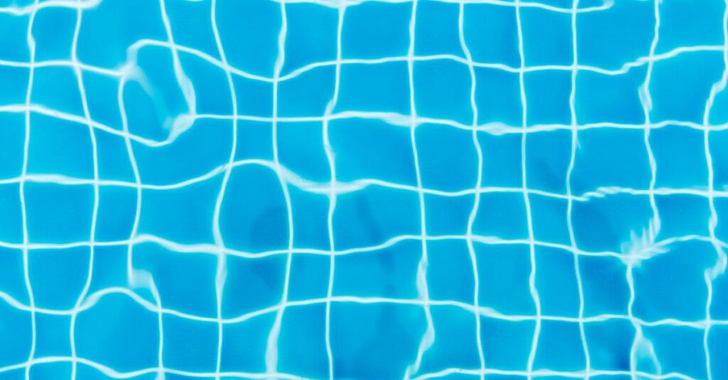 découvrez notre piscine idéale pour des moments de détente et de loisirs. profitez d'un espace aquatique parfait pour nager, jouer et profiter du soleil avec famille et amis. plongez dans le bonheur cet été !
