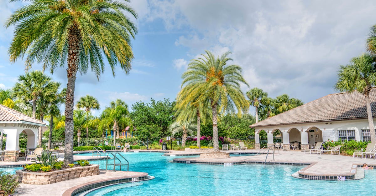 découvrez la piscine idéale pour vous détendre, vous rafraîchir et profiter de moments inoubliables en famille ou entre amis. explorez nos conseils et astuces pour transformer votre espace aquatique en un véritable paradis.