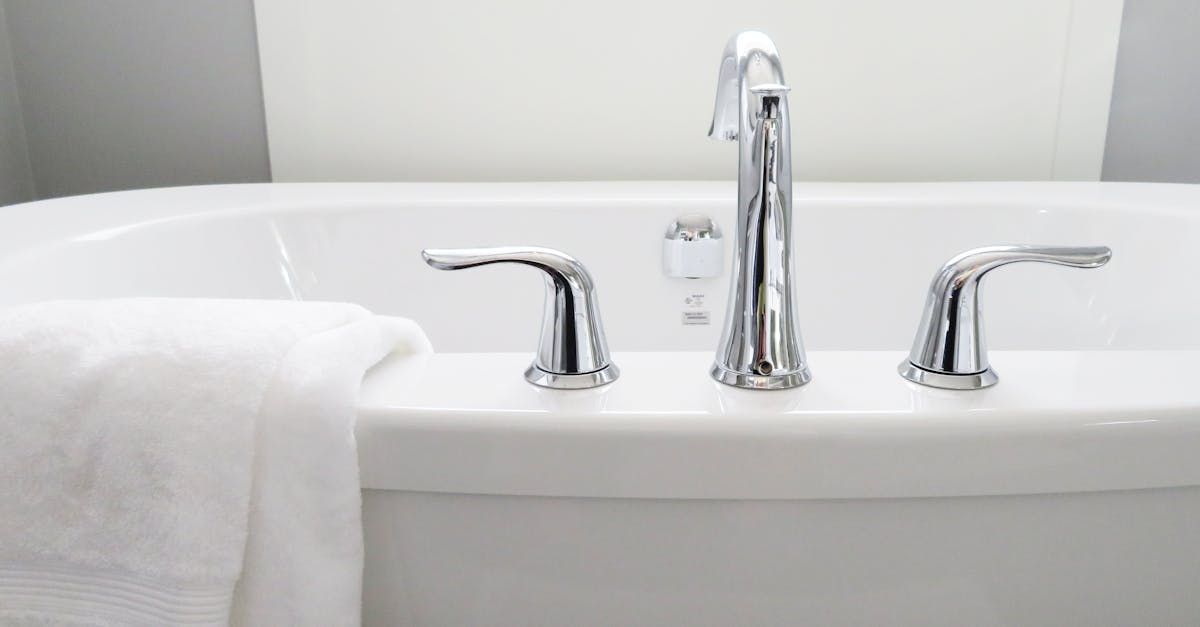 découvrez les inconvénients des baignoires à accès facile. cet article explore les limites et les défis associés à leur installation et à leur utilisation, afin de vous aider à faire un choix éclairé pour votre salle de bain.