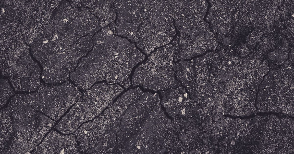 découvrez le monde fascinant du béton, ses applications innovantes, ses propriétés uniques et son rôle essentiel dans la construction moderne. apprenez comment ce matériau robuste transforme les infrastructures et contribue à la durabilité.