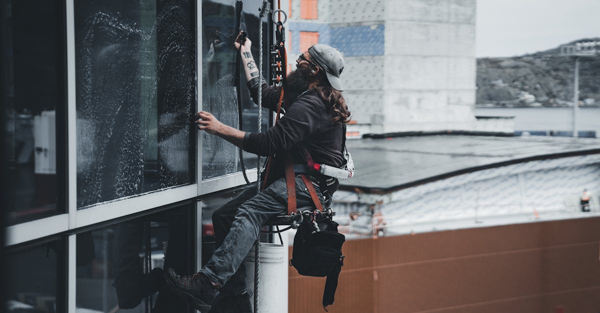découvrez nos services professionnels de nettoyage de façade pour redonner éclat et propreté à vos bâtiments. nos experts utilisent des techniques adaptées pour éliminer les salissures, les mousses et les polluants, tout en préservant l'intégrité de vos surfaces. obtenez un devis gratuit dès aujourd'hui !