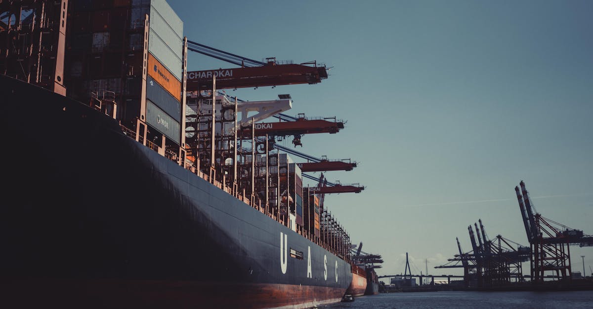 découvrez l'univers de la logistique : des solutions optimisées pour gérer vos chaînes d'approvisionnement, améliorer la distribution et réduire les coûts. explorez les dernières tendances et innovations du secteur pour maximiser l'efficacité de vos opérations.