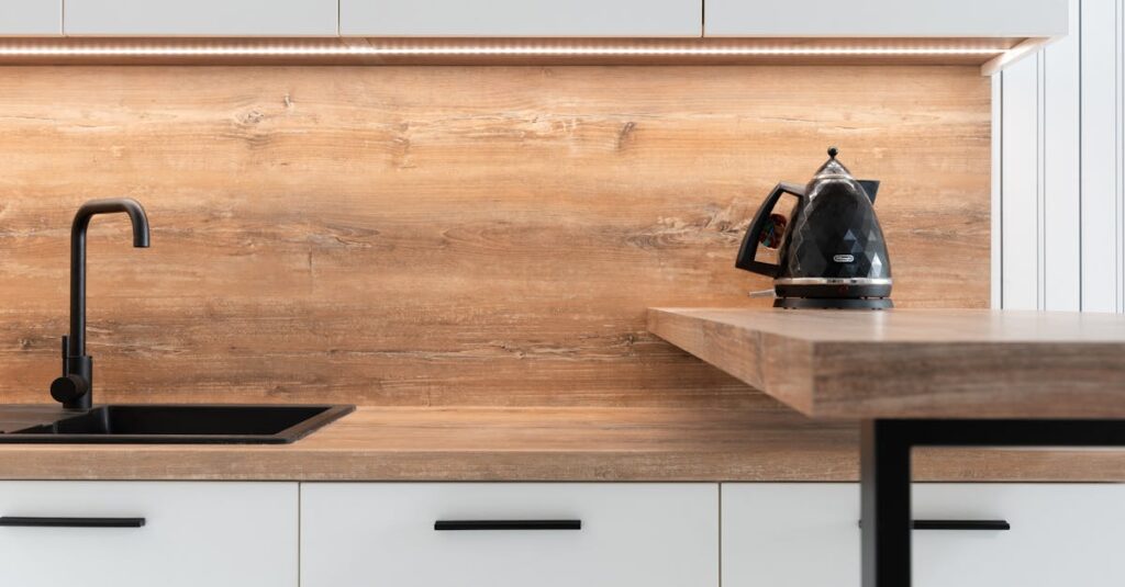 découvrez nos maisons modulaires, alliant design moderne et fonctionnalité. idéales pour un mode de vie flexible, ces habitations offrent confort et durabilité tout en respectant votre budget. explorez des options personnalisables pour un foyer qui vous ressemble.