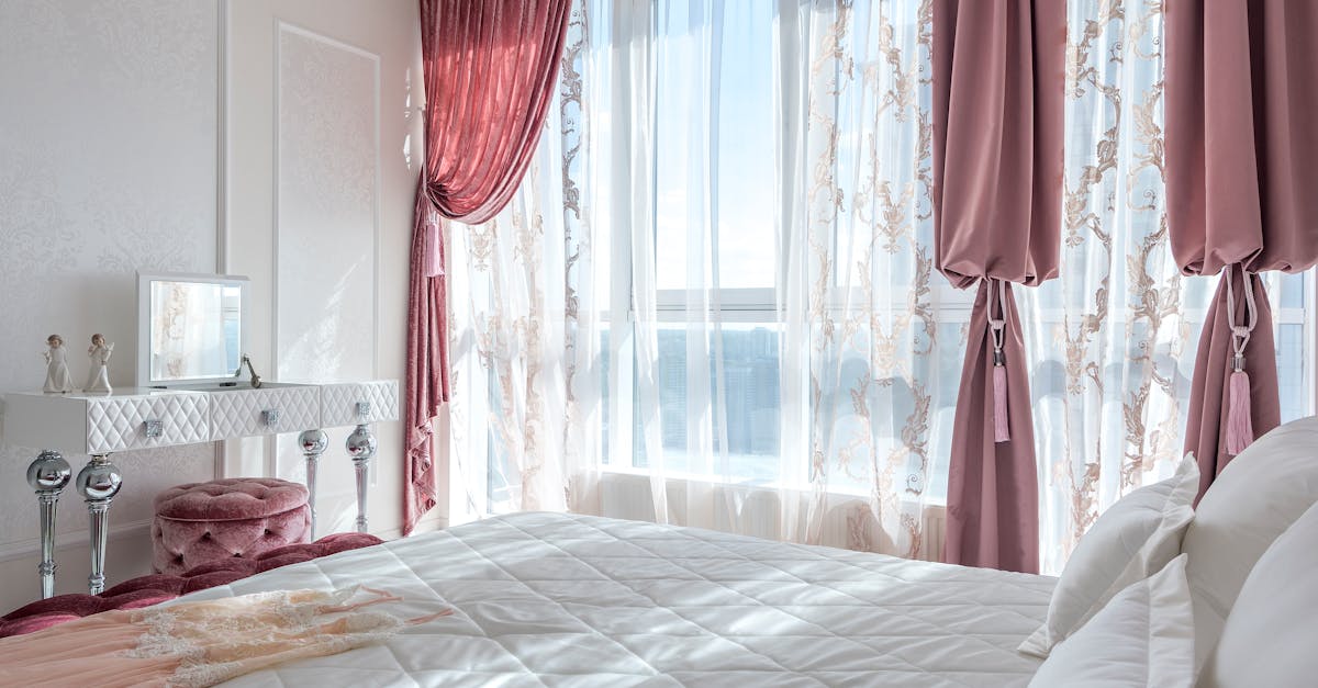 découvrez comment transformer votre chambre en un havre de paix romantique avec nos idées de décoration. optez pour des couleurs douces, des éclairages tamisés et des accessoires élégants pour créer une atmosphère chaleureuse et intime, idéale pour les moments en amoureux.