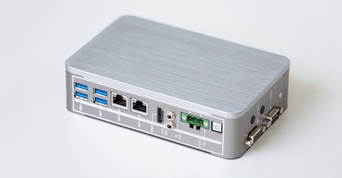 découvrez notre guide complet sur les routeurs : des conseils d'achat aux astuces de configuration, optimisez votre réseau domestique et profitez d'une connexion internet rapide et fiable.