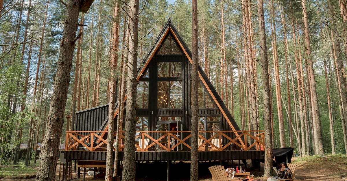 découvrez nos conseils essentiels pour l'entretien de votre terrasse en bois. prolongez la durée de vie de votre deck, améliorez son apparence et protégez-le des intempéries avec des techniques simples et efficaces.