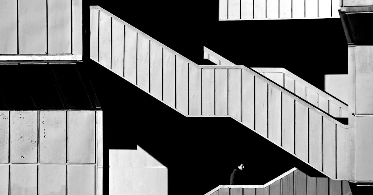 découvrez des idées innovantes et élégantes pour le design d'escalier. inspirez-vous de styles modernes, classiques ou minimalistes pour sublimer votre intérieur et allier sécurité et esthétisme.