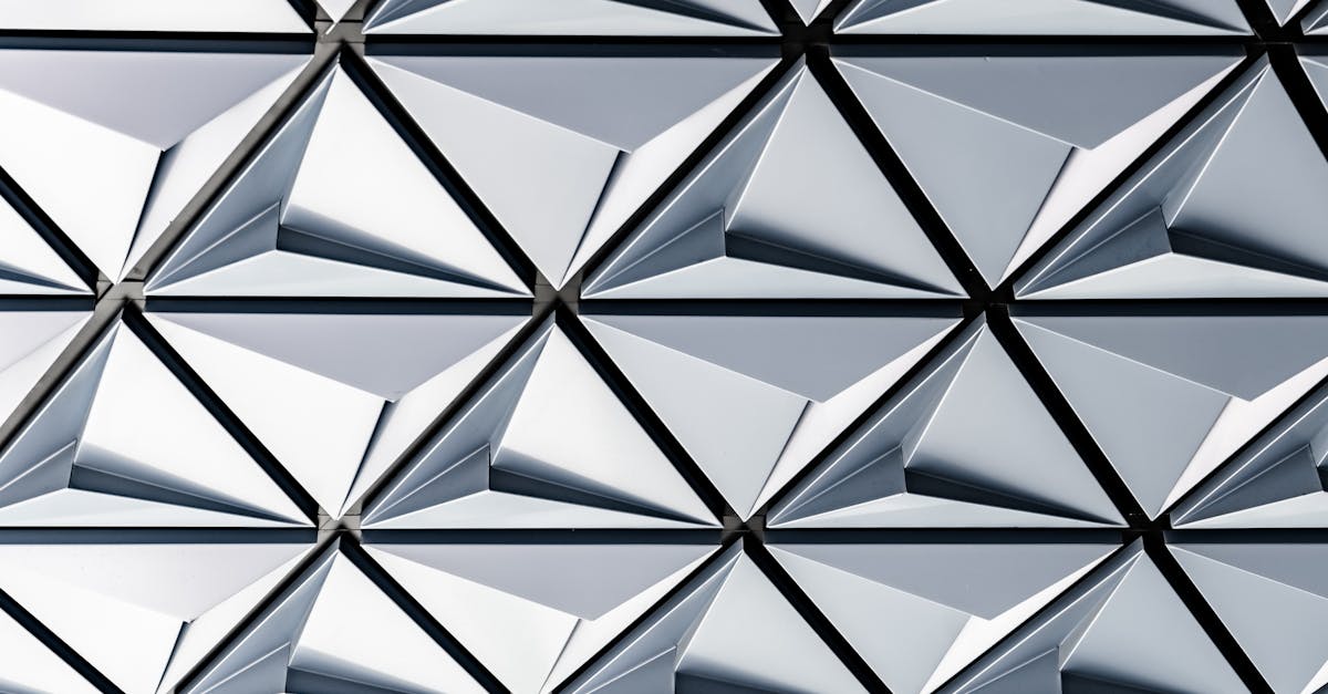 découvrez tile, la solution idéale pour ne plus jamais perdre vos objets précieux. grâce à nos dispositifs de suivi intelligents, retrouvez facilement vos clés, portefeuilles et autres accessoires en un rien de temps. simplifiez votre quotidien avec tile.