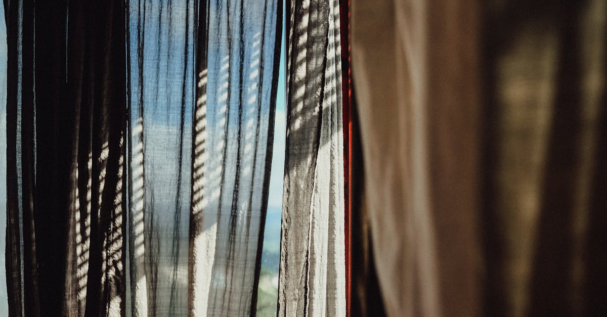 découvrez notre large sélection de rideaux élégants pour habiller vos fenêtres, créer une ambiance chaleureuse et ajouter une touche décorative à votre intérieur. livraison rapide et qualité garantie.