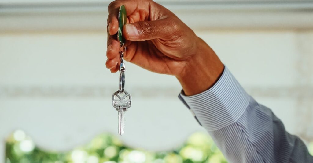 découvrez les solutions efficaces pour résoudre vos problèmes de porte de garage : conseils, diagnostics rapides et réparations pour assurer sécurité et bon fonctionnement.