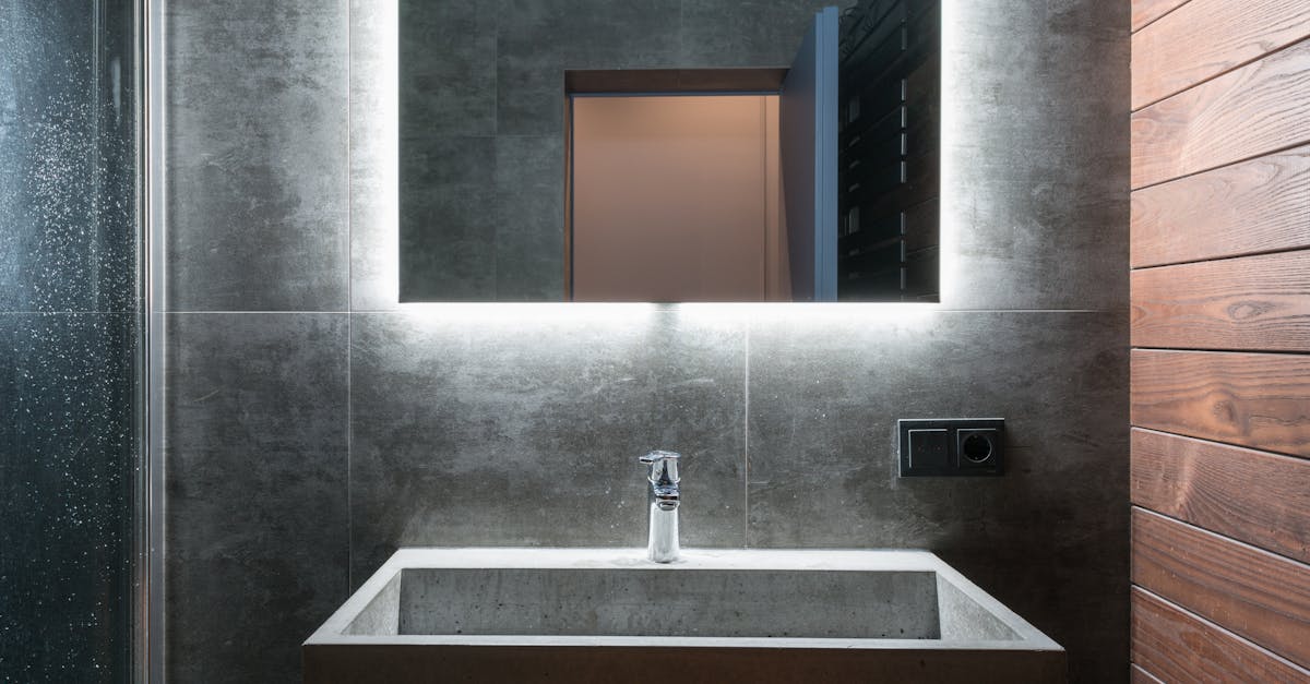 découvrez tous nos conseils, astuces et solutions en plomberie : installation, entretien, réparation des canalisations, fuites d'eau, débouchage et conseils pratiques pour réussir vos travaux de plomberie à la maison.