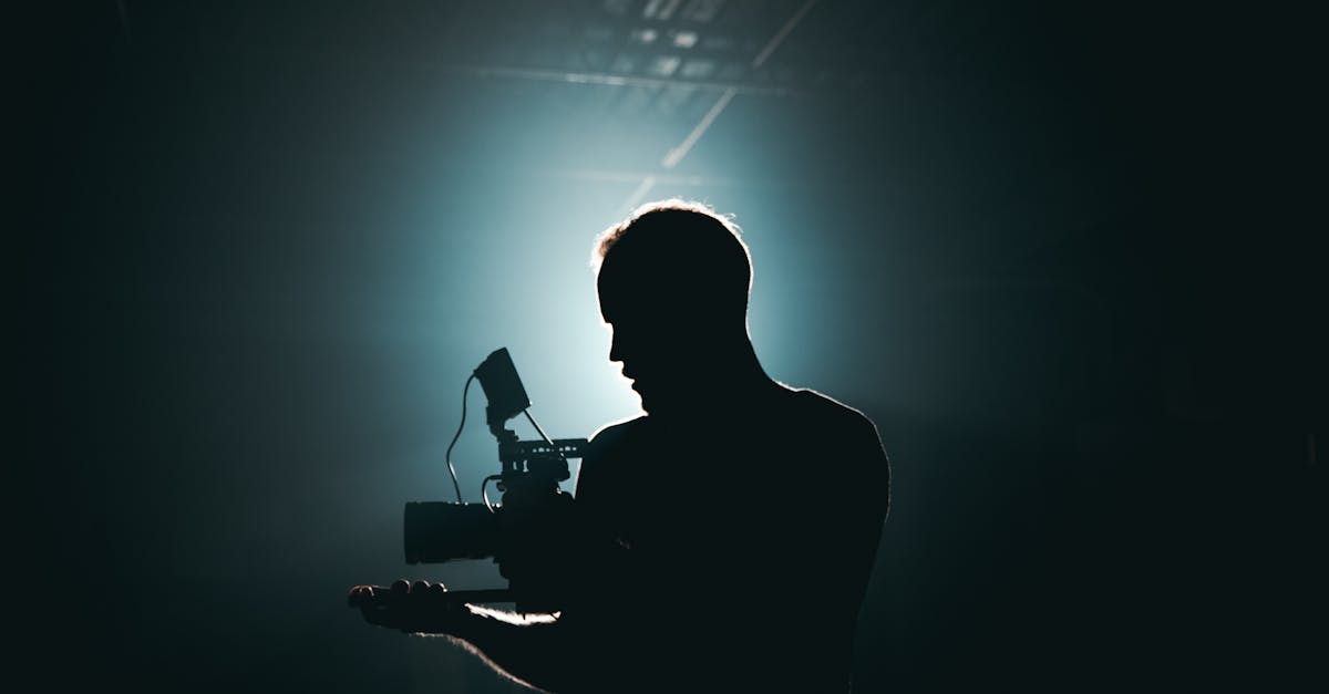 découvrez le shot blasting, une technique de traitement de surface efficace pour nettoyer, renforcer et préparer les matériaux métalliques avant peinture ou revêtement, idéale pour l'industrie et la rénovation.