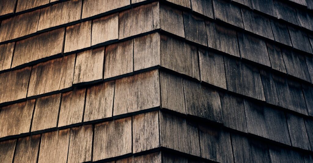 découvrez les différents types de matériaux de revêtement (cladding) pour façades et bâtiments : avantages, applications, tendances et conseils pour choisir la solution idéale selon vos besoins.