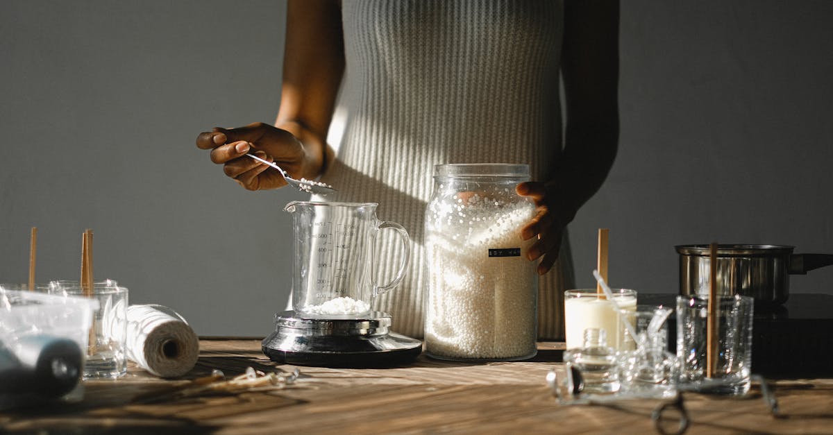 découvrez tout ce qu'il faut savoir sur les pellets : avantages, utilisations, types de granulés de bois et conseils pour choisir le meilleur chauffage écologique et économique pour votre maison.