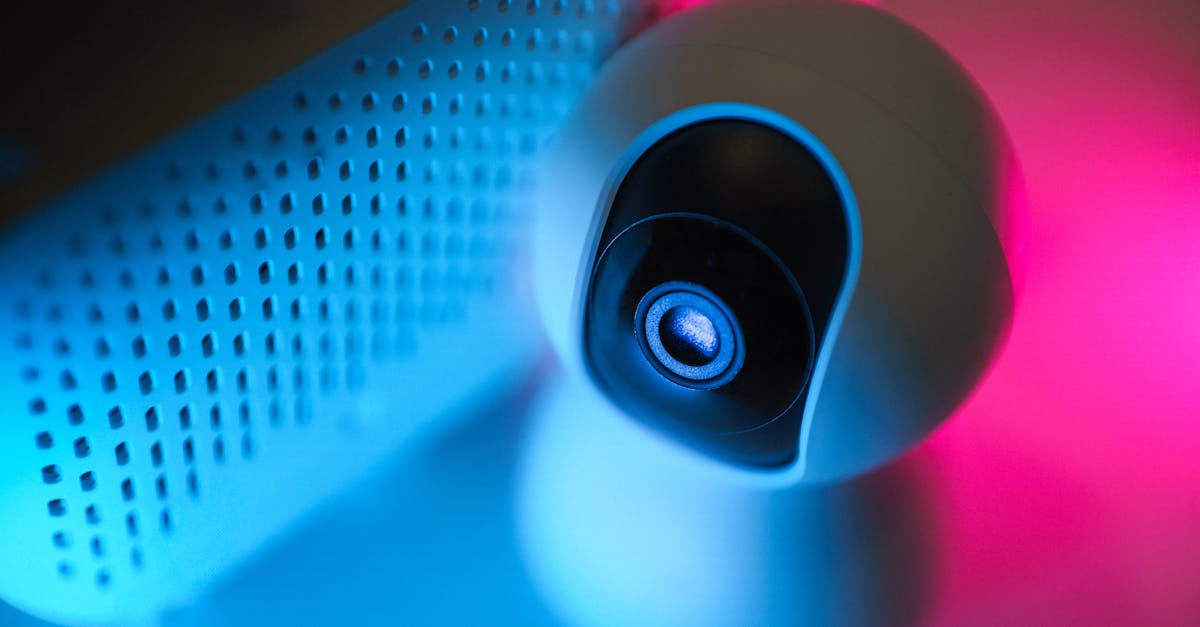 découvrez tout ce qu'il faut savoir sur les routeurs : leur rôle, leur fonctionnement et comment choisir le meilleur modèle pour optimiser votre connexion internet à la maison ou au bureau.