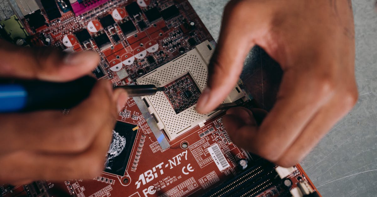 découvrez tout ce qu’il faut savoir sur le tournevis : types, utilisations et conseils pratiques pour choisir et utiliser ce précieux outil de bricolage.