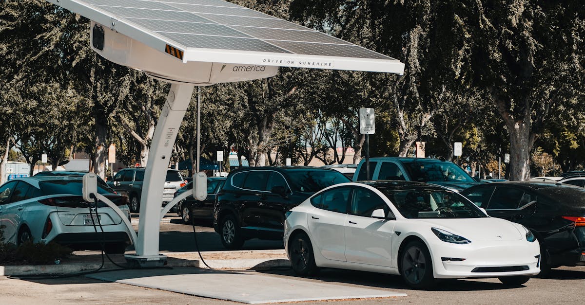 découvrez le tesla powerwall, la solution de stockage d'énergie domestique pour optimiser votre autoconsommation solaire et profiter d’une alimentation fiable en cas de coupure de courant. performant, intelligent et facile à installer.