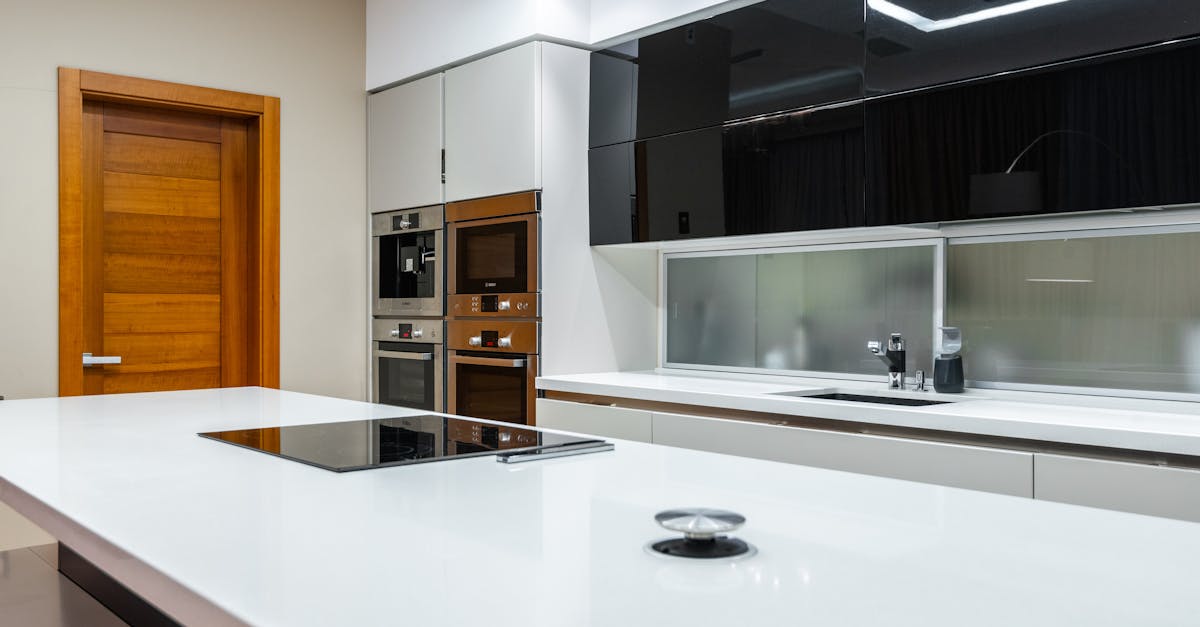 découvrez tout sur la ventilation, son importance pour la qualité de l'air intérieur, les différents systèmes existants, et nos conseils pour choisir la solution adaptée à votre logement ou local professionnel.
