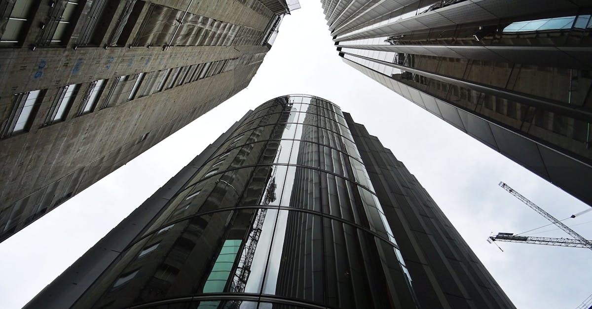 découvrez nos solutions innovantes de façades en verre alliant esthétique, durabilité et performance énergétique pour vos projets architecturaux.